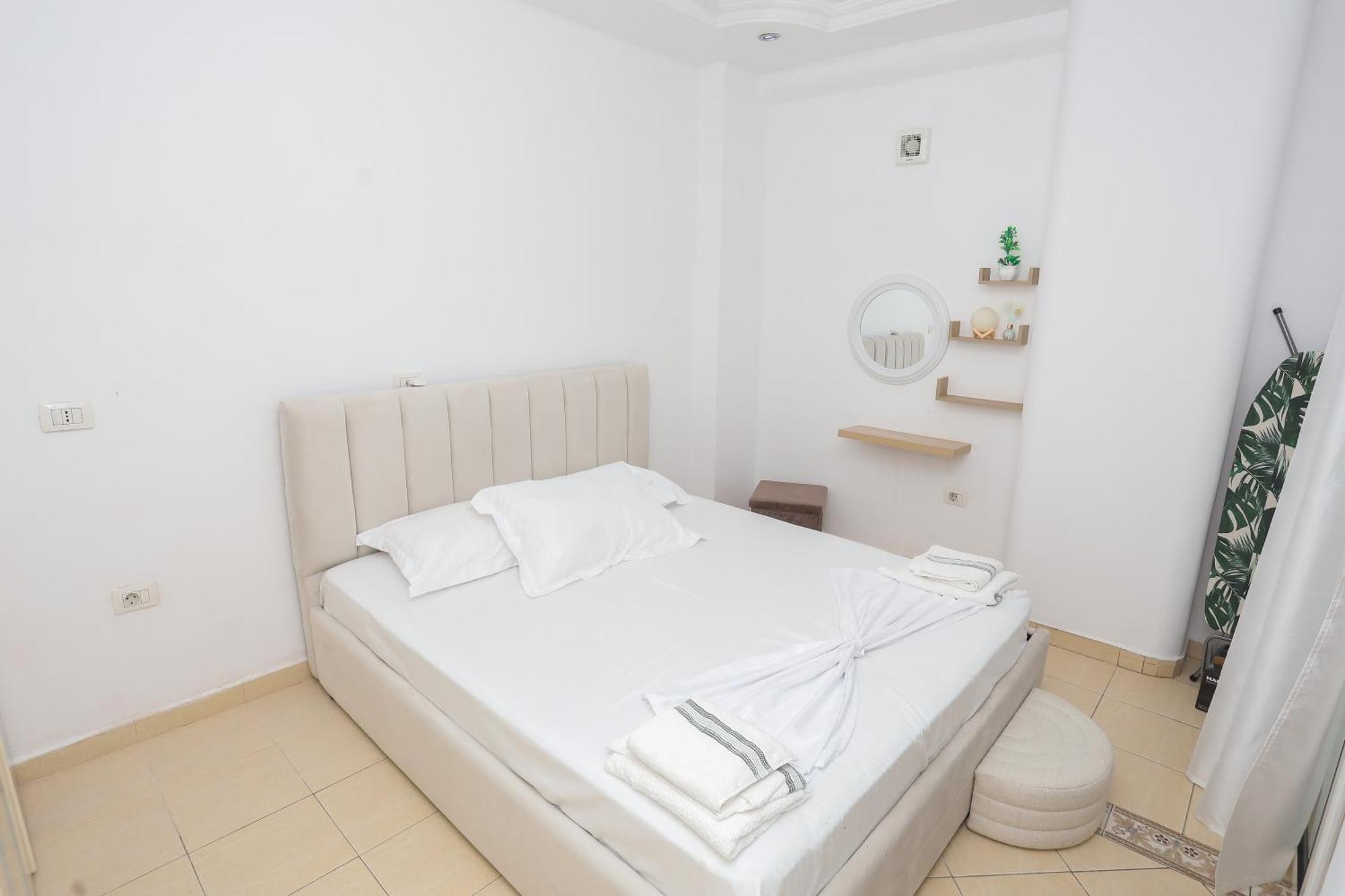 New Bazar Selvia Apartment Tirana Exterior foto